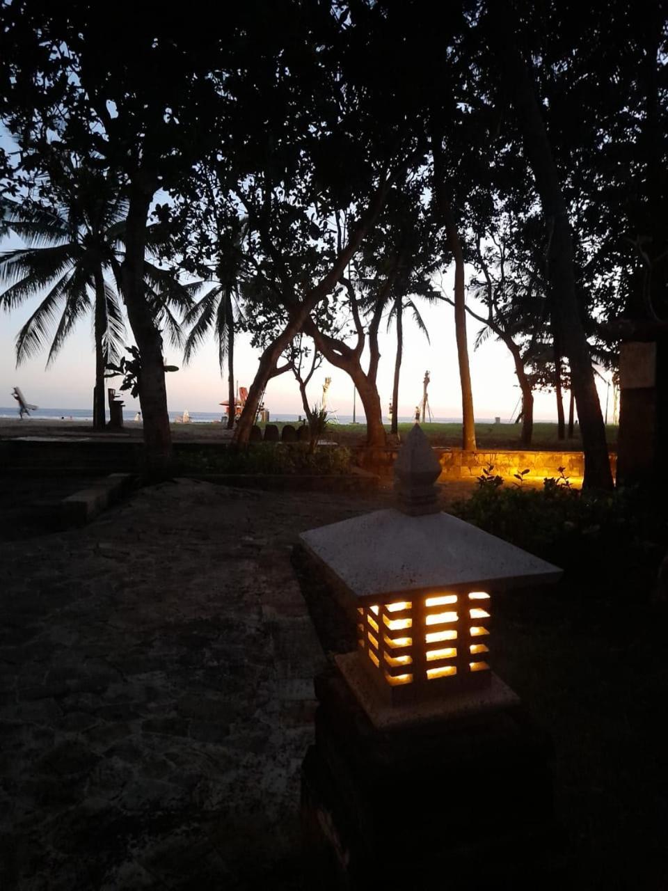 The Royal Beach Seminyak  Luaran gambar