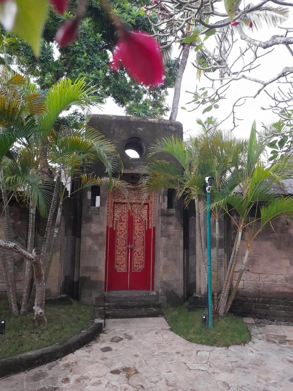 The Royal Beach Seminyak  Luaran gambar