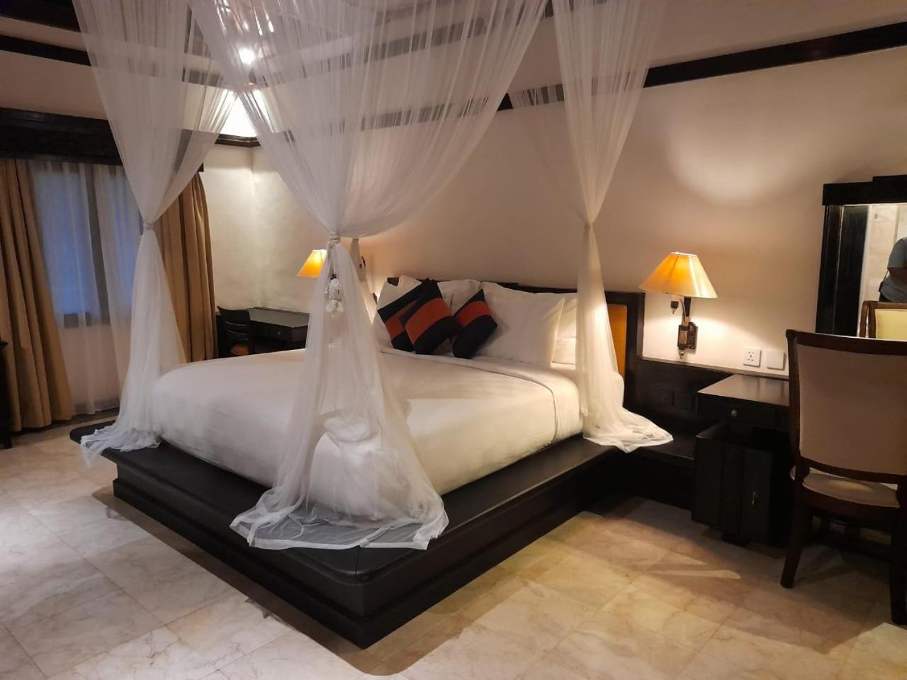 The Royal Beach Seminyak  Luaran gambar